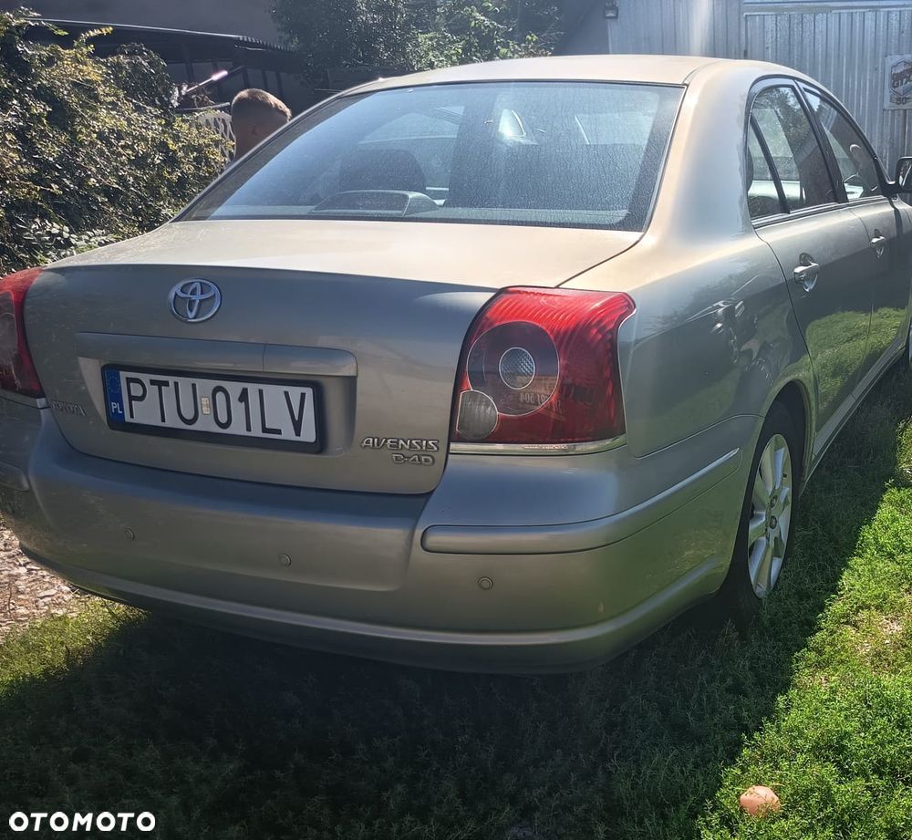 Toyota Avensis 2.0 D-4D Sol - 1