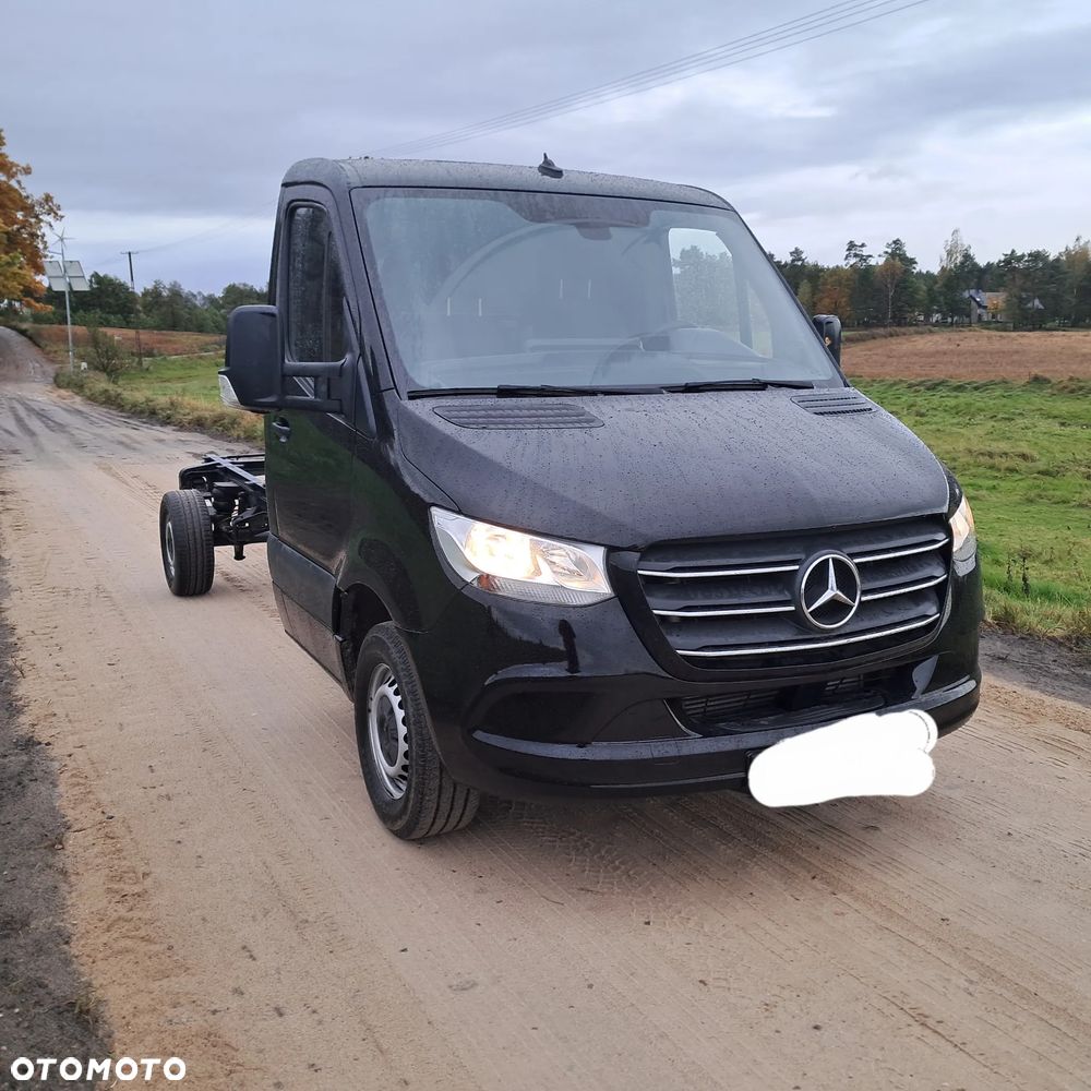 Mercedes-Benz Sprinter - 4