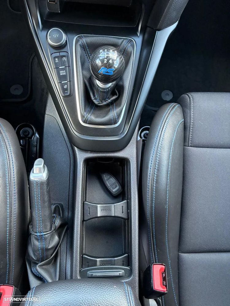 Ford Focus - 26