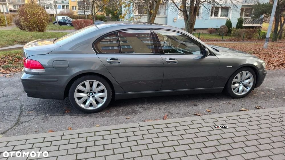 BMW Seria 7 - 10
