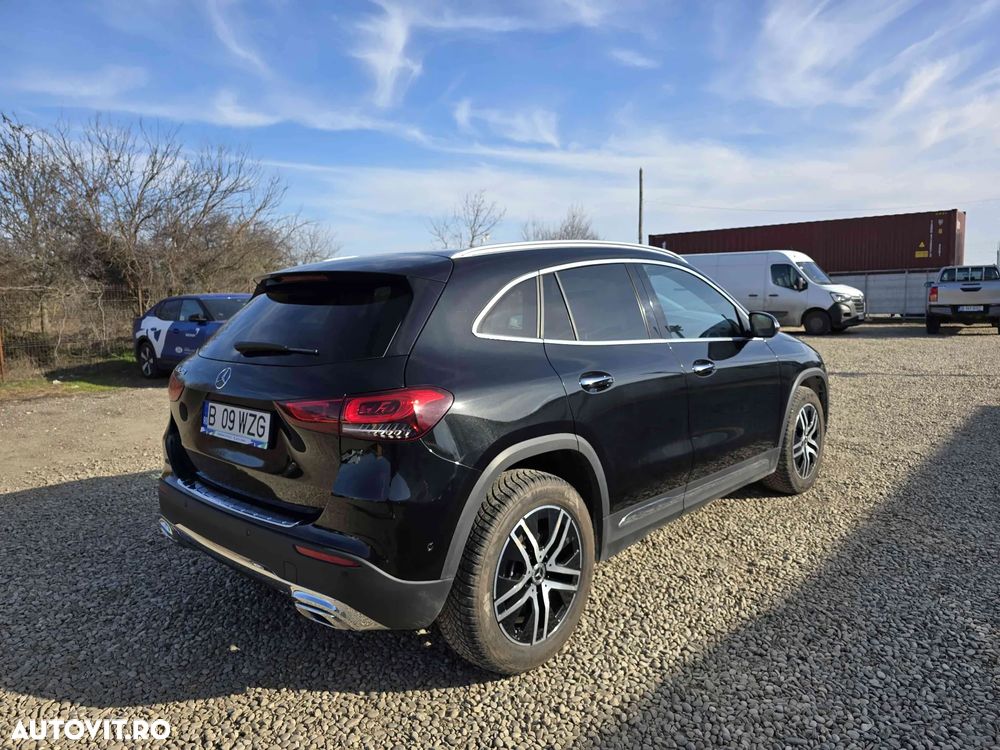 Mercedes-Benz GLA - 3
