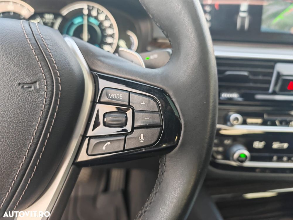 BMW 5 Series 2018 — imagine 15