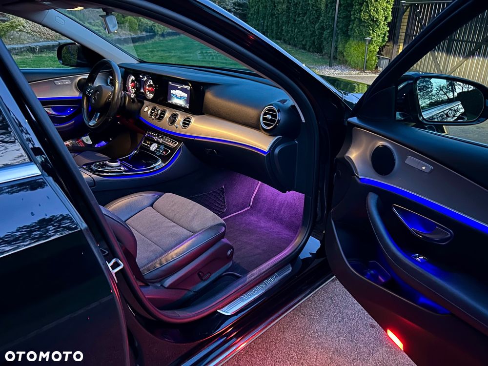 Mercedes-Benz Klasa E 200 d 9G-TRONIC - 11