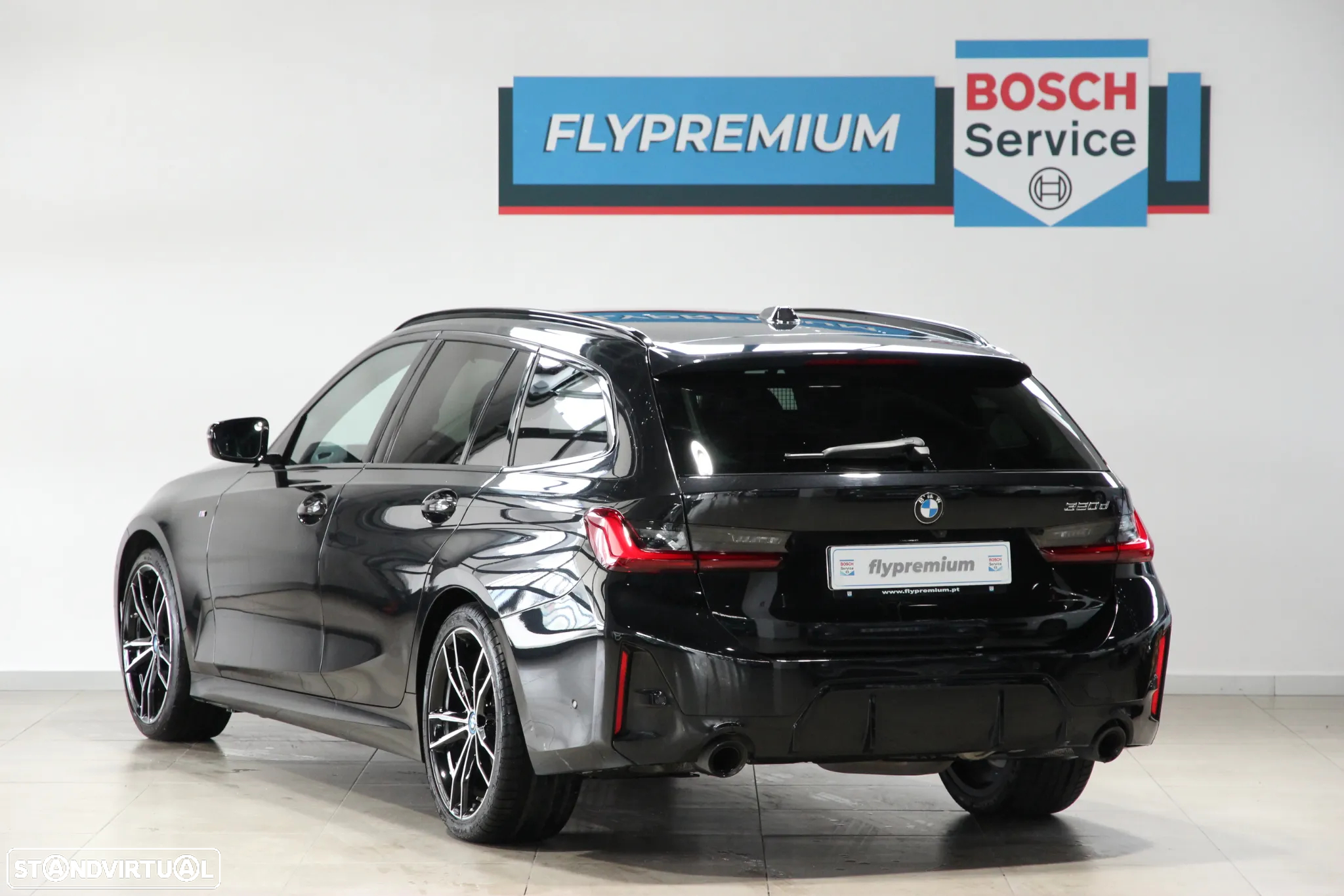 BMW 320 d Touring Pack Desportivo M Auto - 4