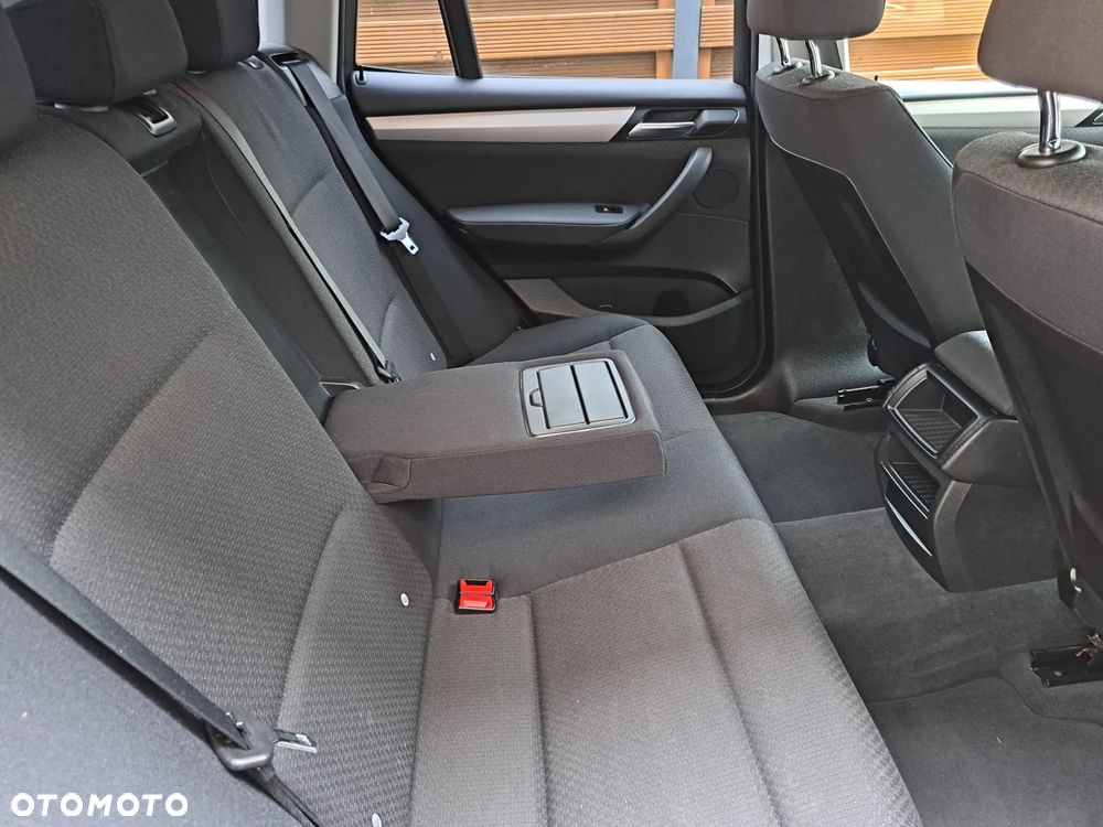 BMW X3 xDrive20d - 17