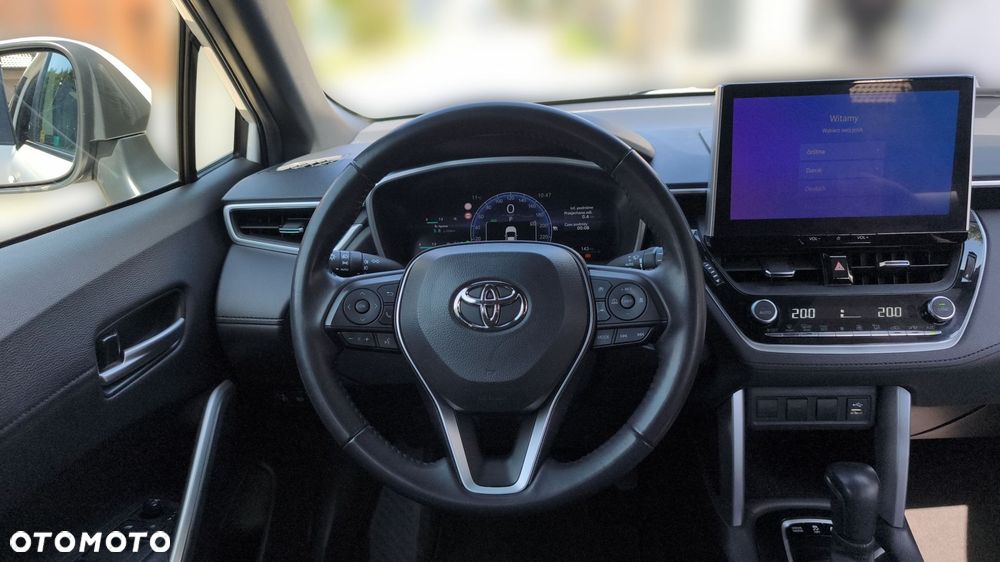 Toyota Corolla Cross - 16