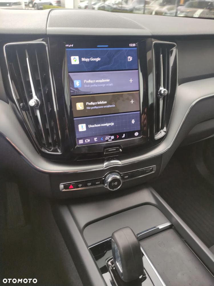 Volvo XC 60 T4 Momentum - 19