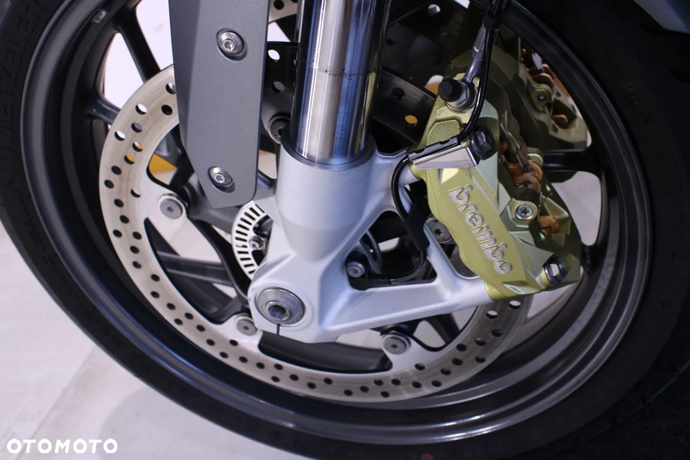 BMW R - 33