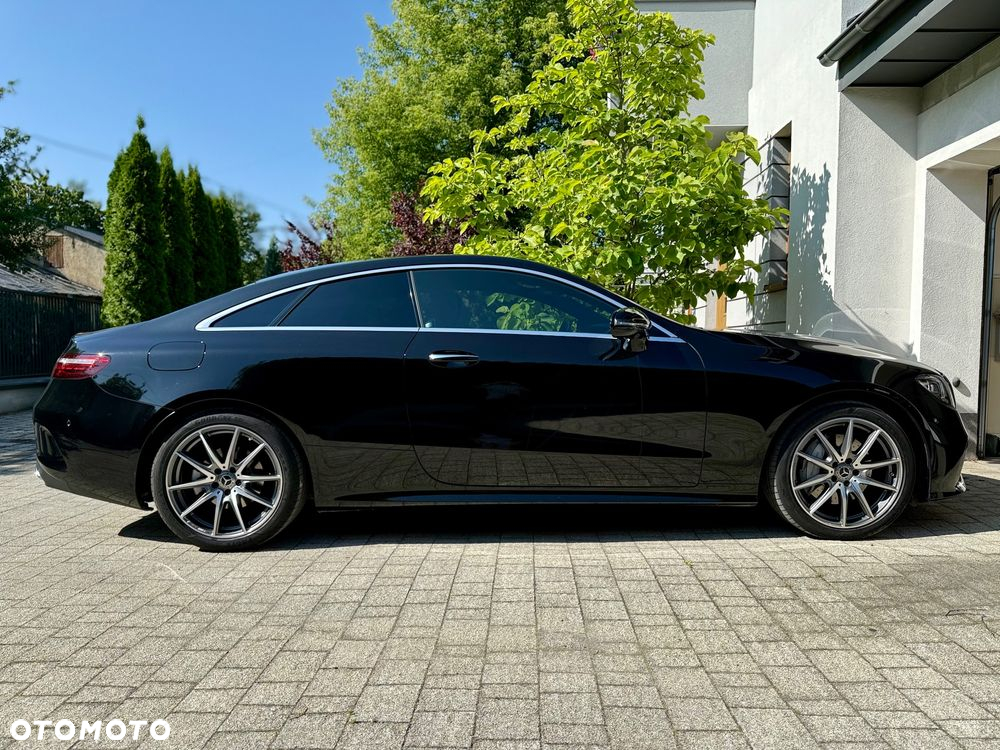 Mercedes-Benz Klasa E 220 d Coupe 4-Matic 9G-TRONIC - 5
