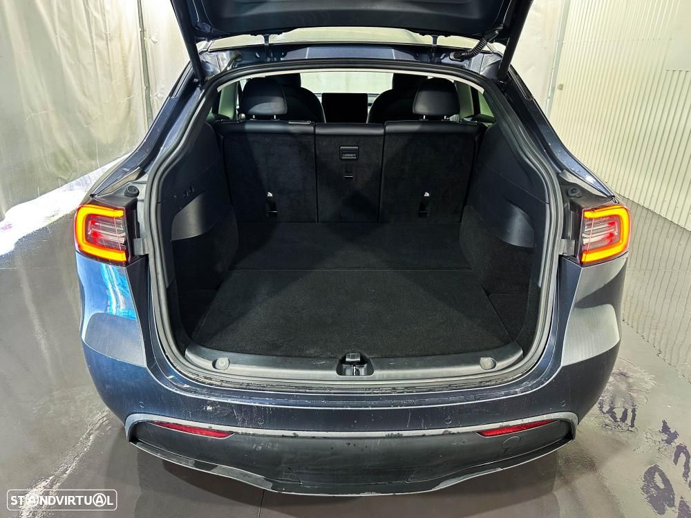Tesla Model Y Long Range Dual Motor AWD - 55