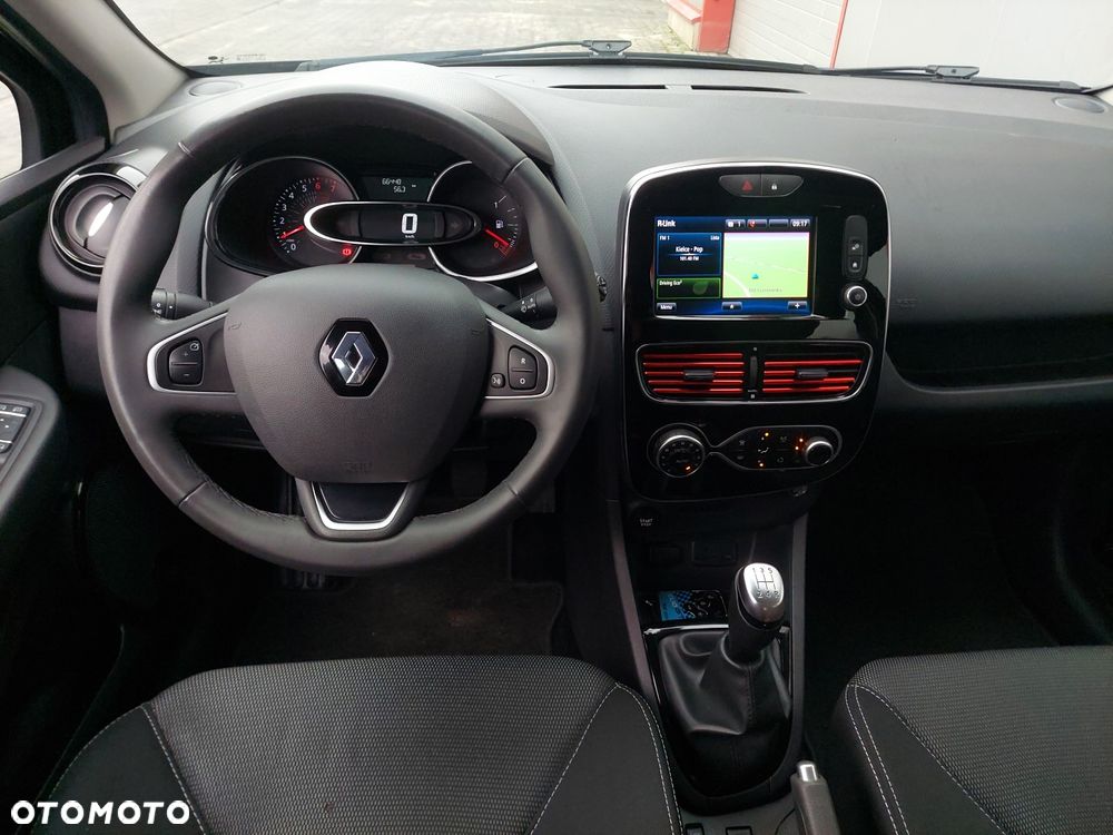 Renault Clio - 15