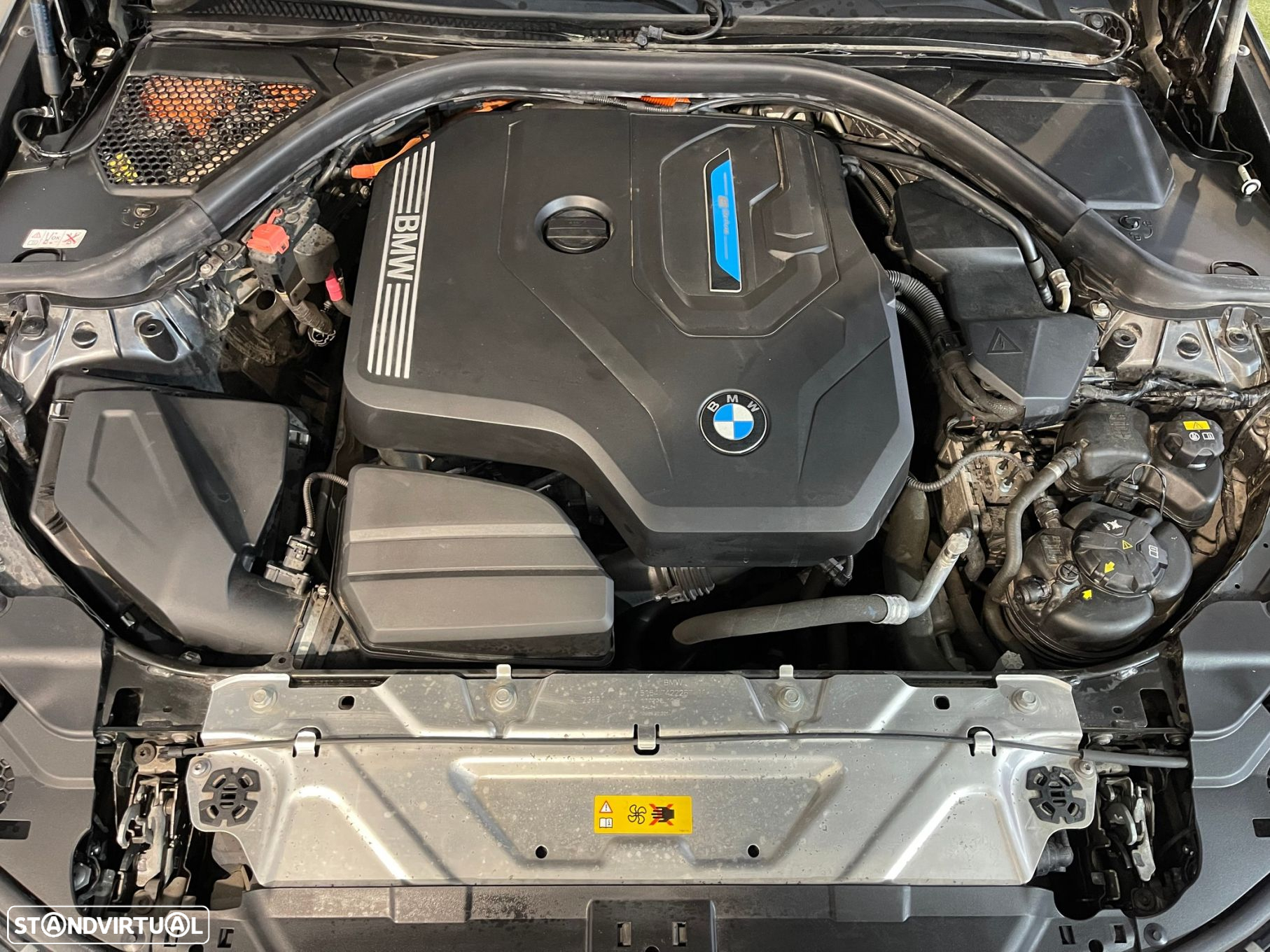 BMW 330 e Auto - 31