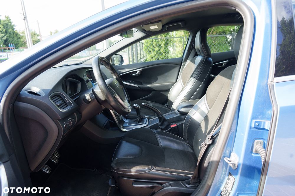 Volvo V40 D2 RDesign - 9