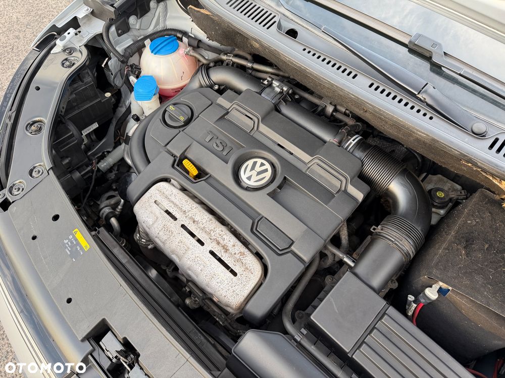 Volkswagen Touran - 5