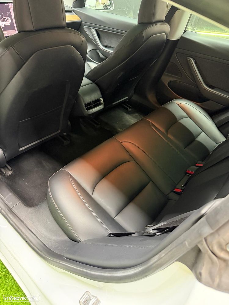 Tesla Model 3 Standard Range Plus RWD - 11