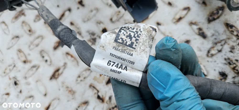 RAM 1500 V 5 2019- 4X4 5.7 HEMI QUAD CAB 1,5 Big Horn Rama samonośna Podwozie Poduszka ramy Osłona zbiornika Obudowa 52029964ac Przewód hamulcowy pompy ABS Instalacja ramy Wiązka kable Ucho Hak przedni Mocowanie 68323651AA 68323650AA - 40