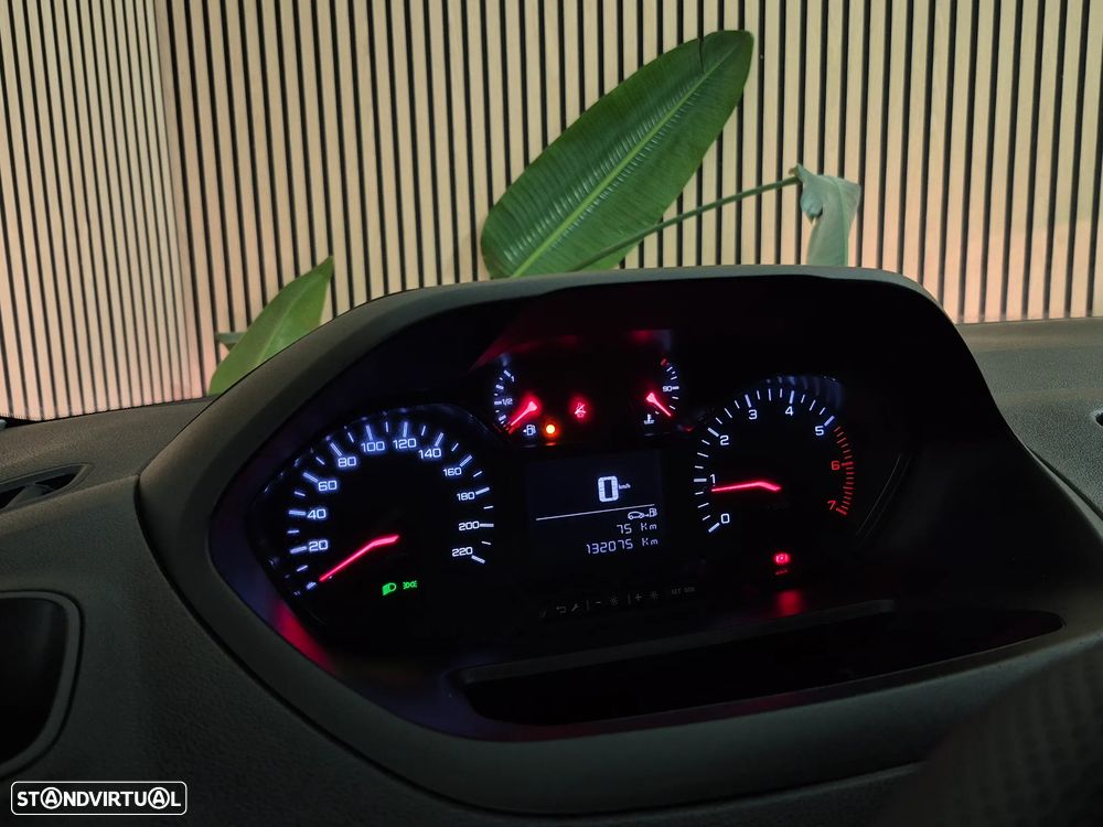 Peugeot Partner LONGA - 3 LUG | GARANTIA | NACIONAL - 130.000KM - 22