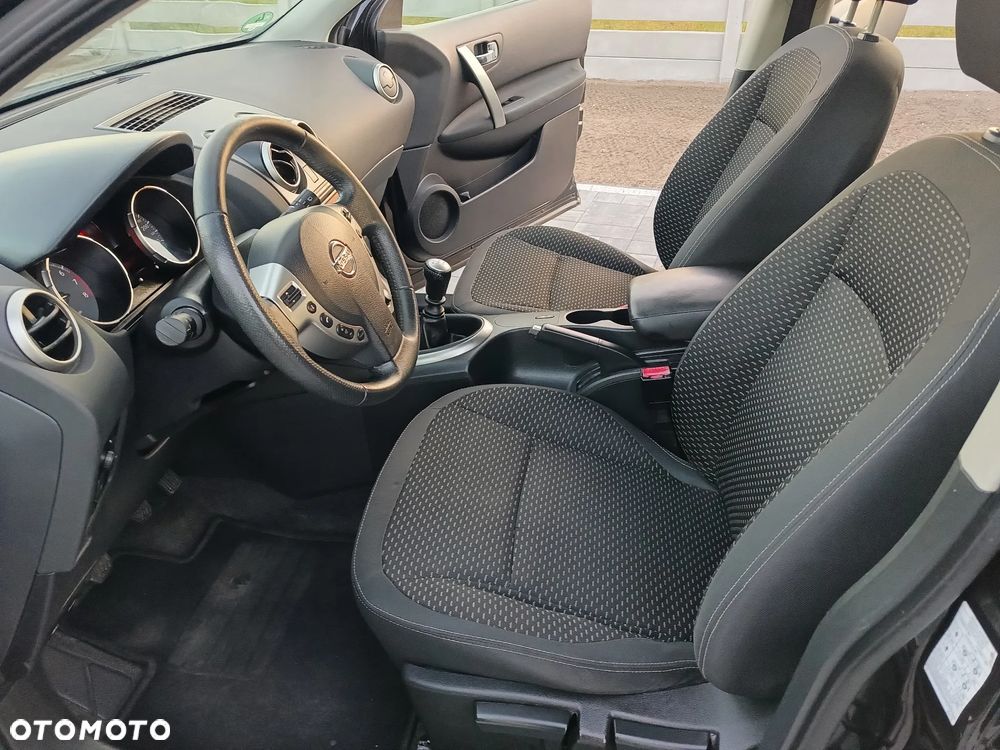 Nissan Qashqai - 10