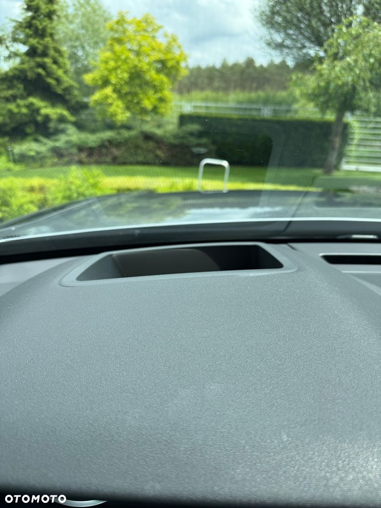 Land Rover Range Rover Velar D200 Dynamic SE - 15