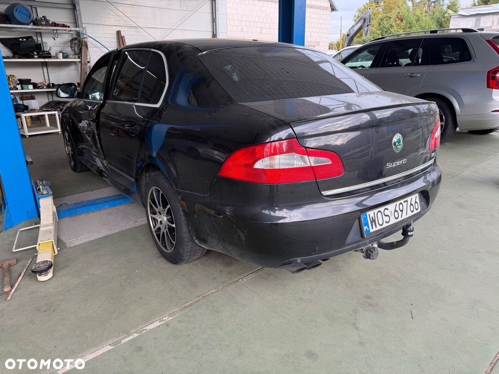 Skoda Superb 1.8 TSI Elegance DSG - 2