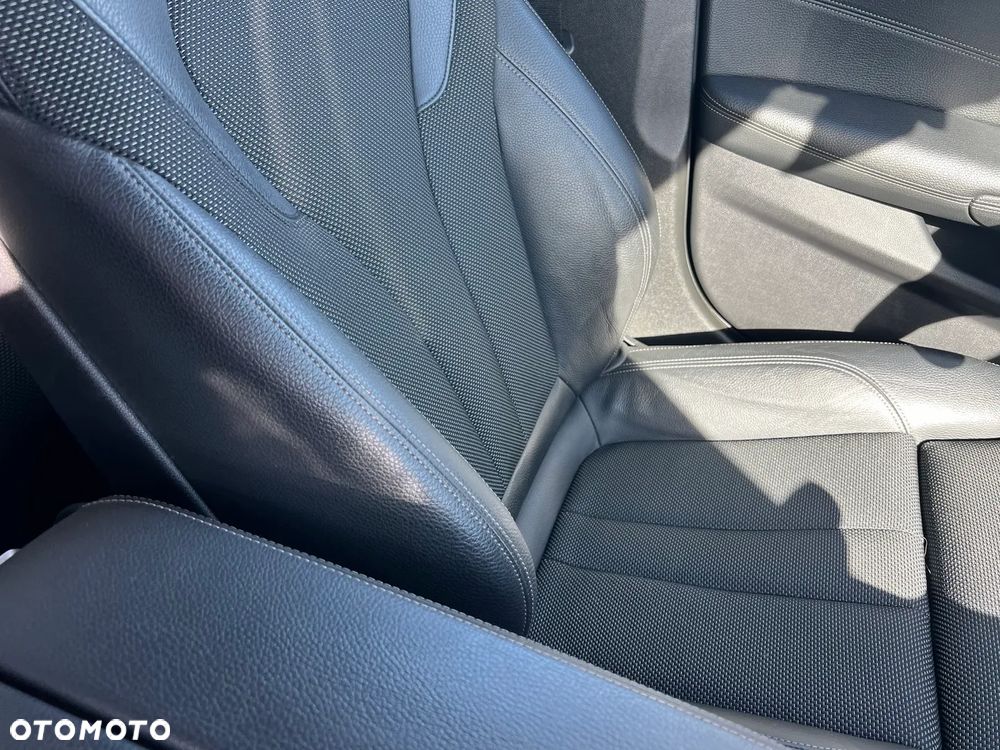 BMW Seria 5 520d Sport Line - 20
