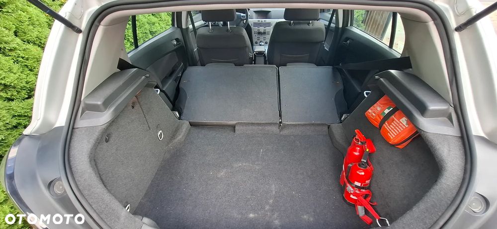 Opel Astra 1.6 - 12
