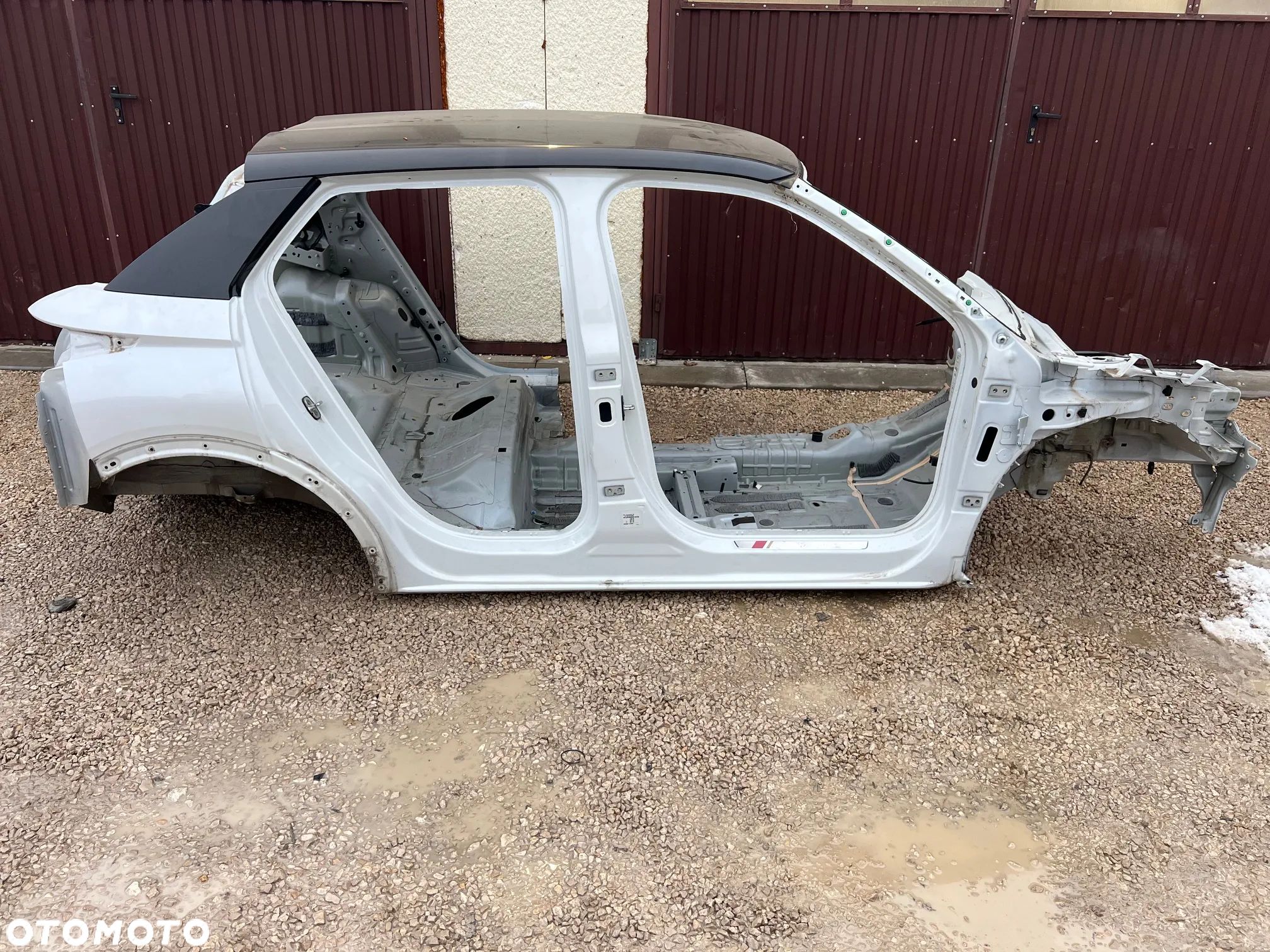 PRÓG SŁUPEK ĆWIARTKA PRAWA BOK PRAWY DACH BŁOTNIK PAS TYLNY CITROEN C3 DS3 CROSSBACK 2020 ROK  EFC BIAŁA PERŁA - 1