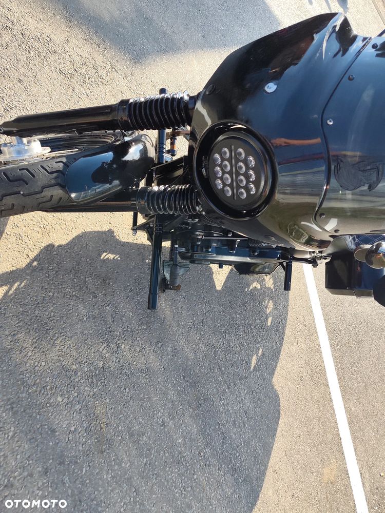 Harley-Davidson Softail Street Bob - 13