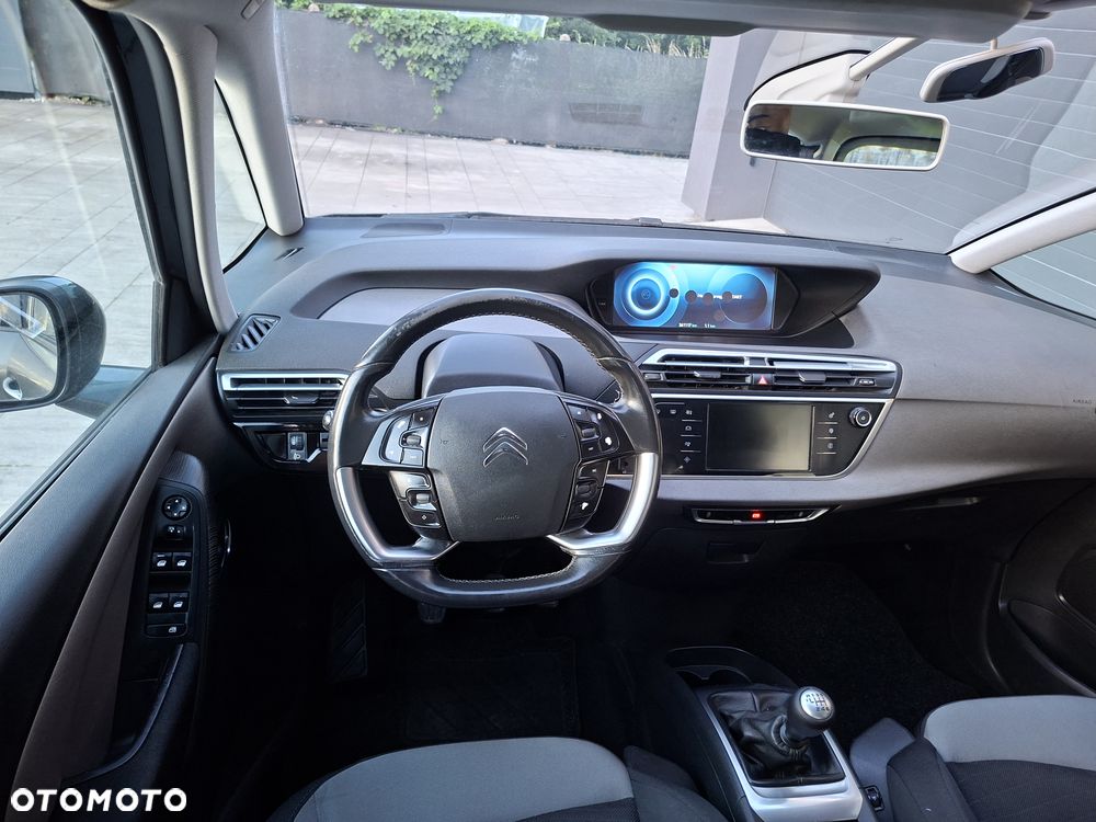 Citroën C4 Grand Picasso - 11