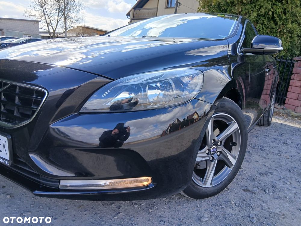 Volvo V40 D2 - 14