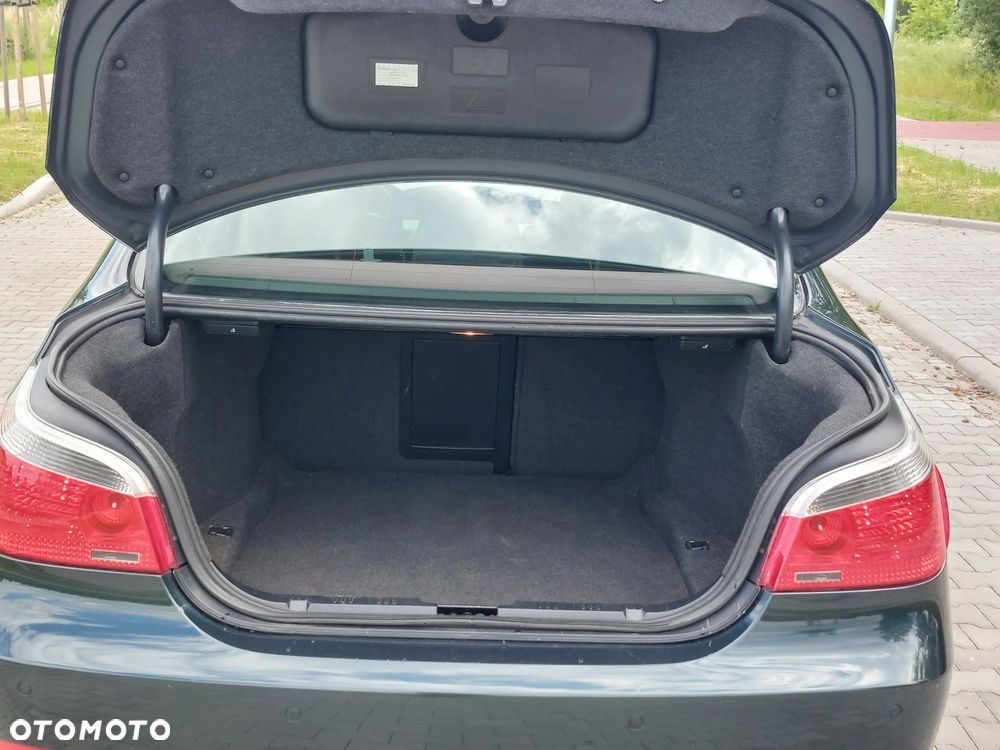 BMW Seria 5 525i - 40
