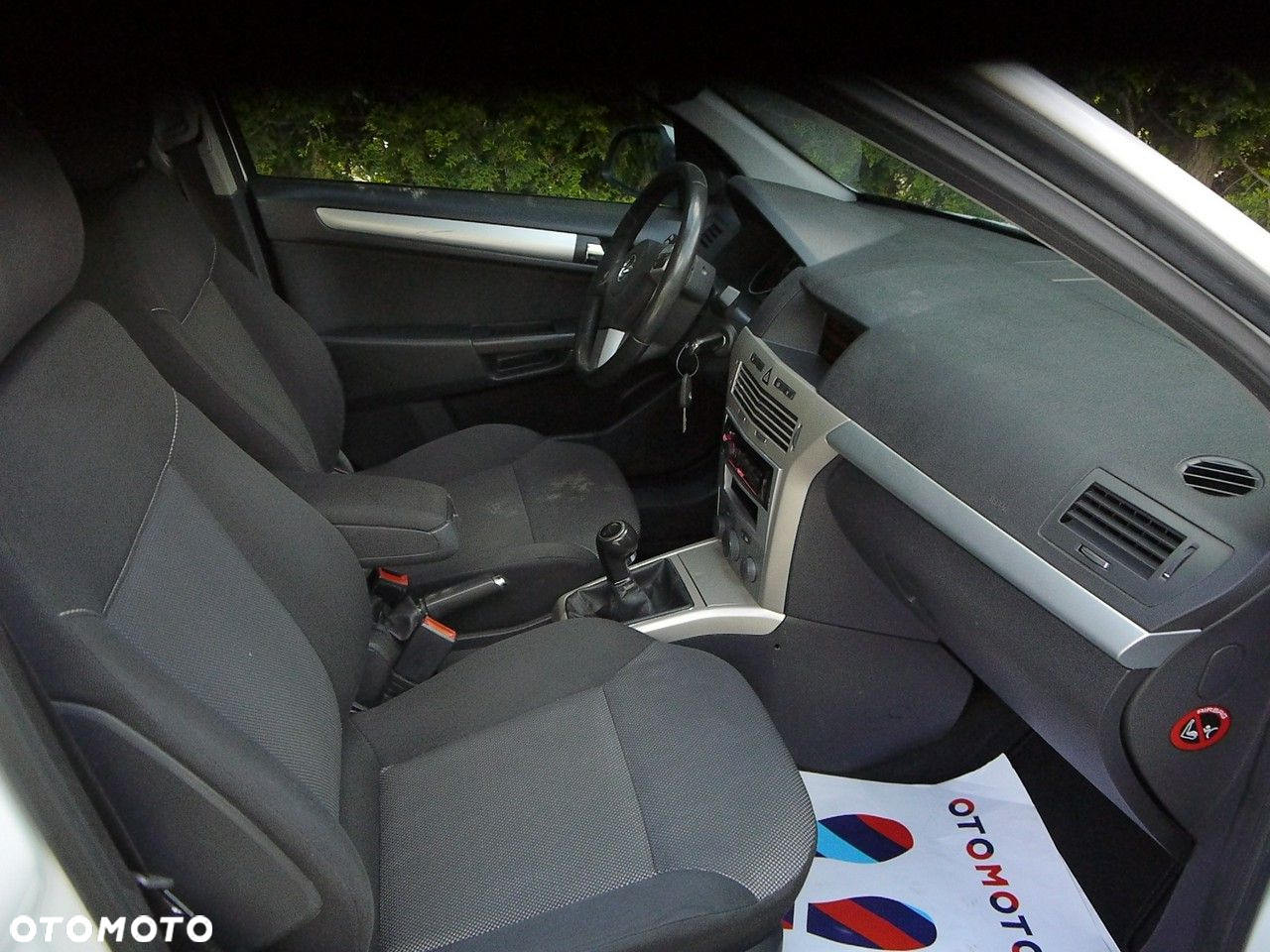 Opel Astra 1.6 Caravan Sport - 25
