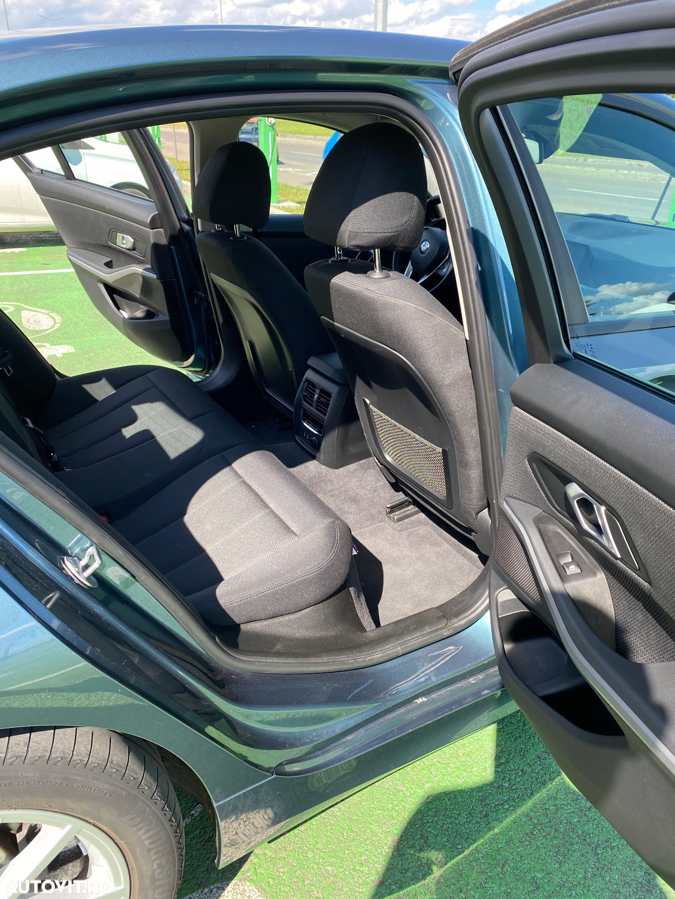 BMW Seria 3 330e Aut. Advantage - 8