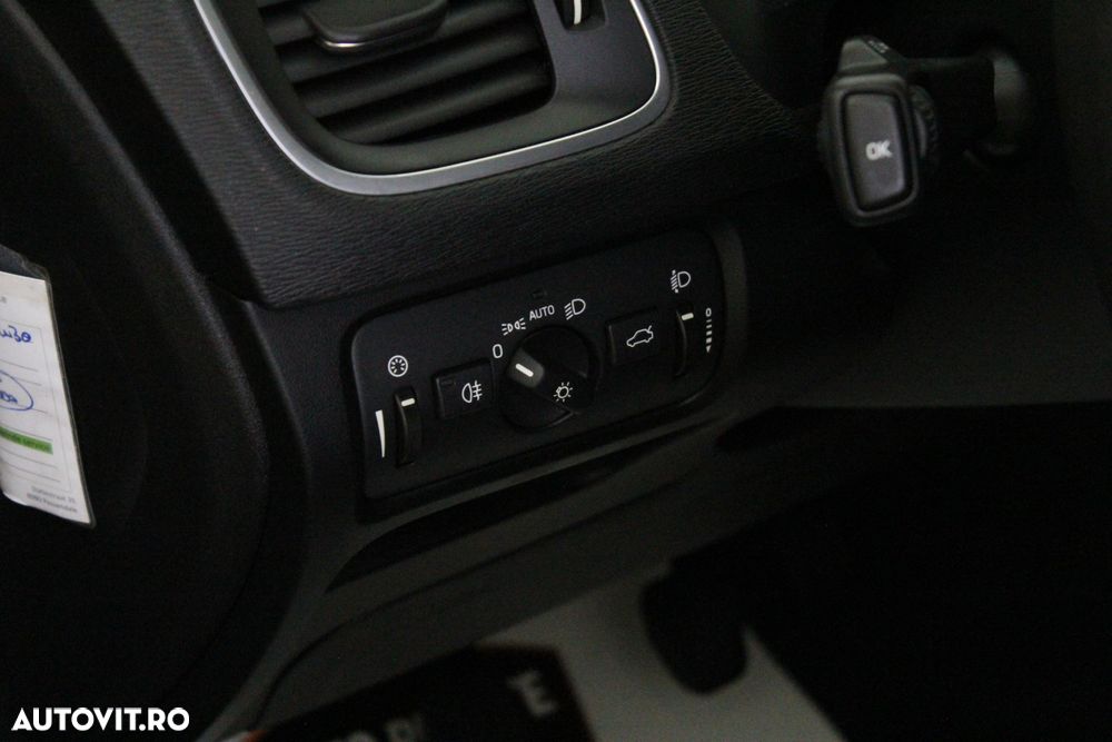 Volvo V40 - 15