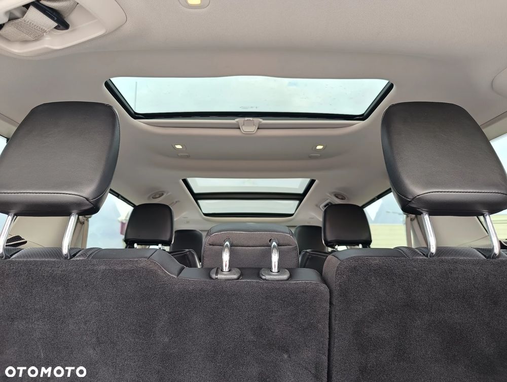 Chrysler Pacifica - 15