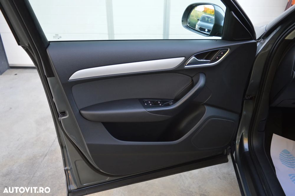 Audi Q3 1.4 TFSI ultra Design - 11