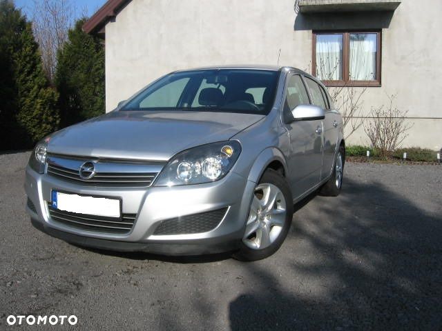 Opel Astra 1.6 Enjoy - 1
