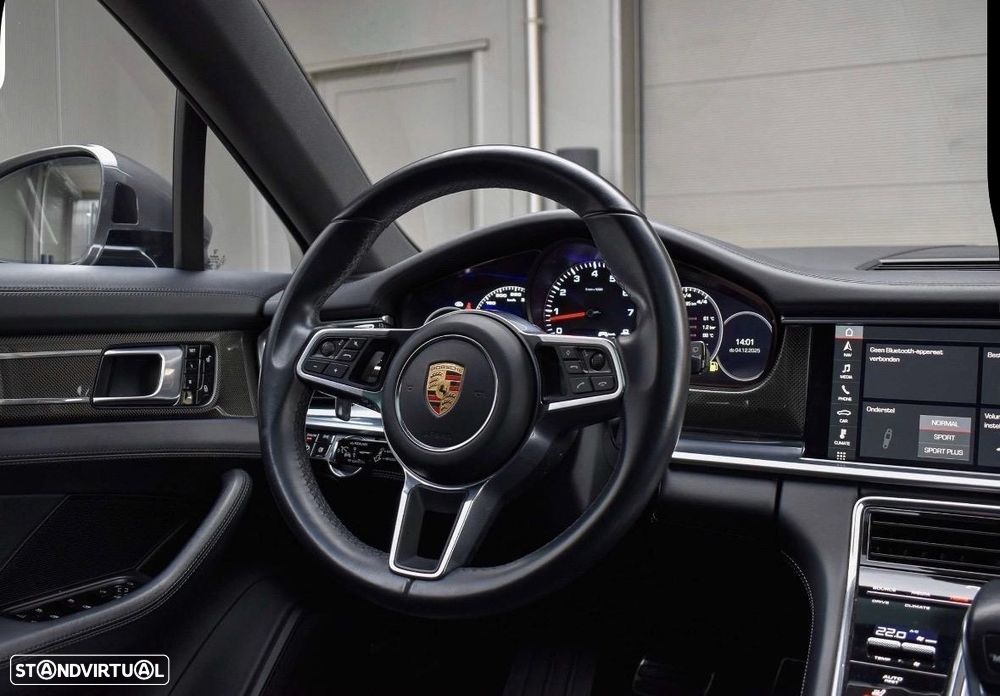 Porsche Panamera 4 S - 10