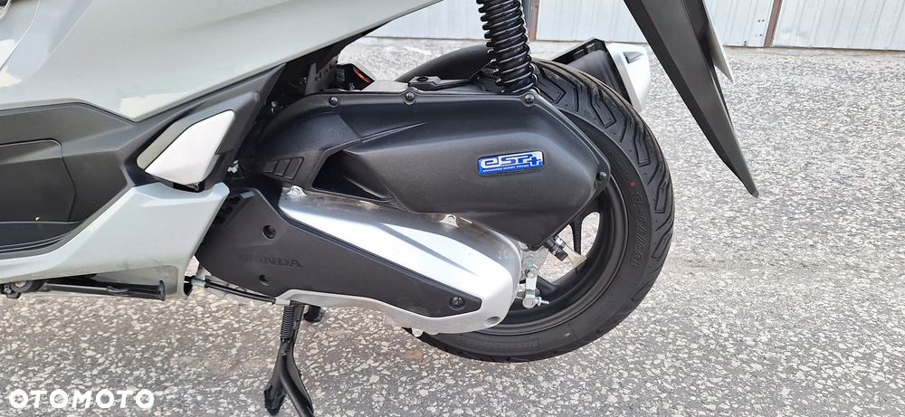 Honda PCX - 8