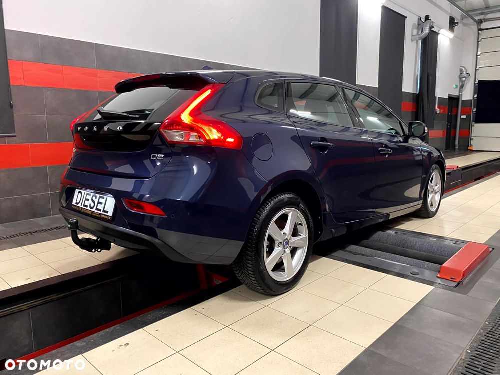 Volvo V40 D2 Momentum - 9