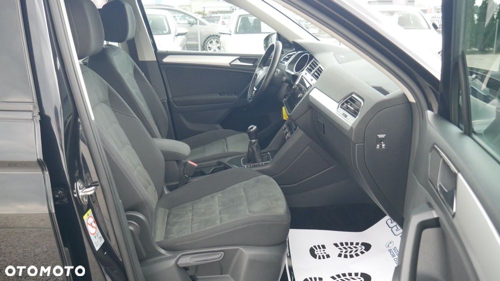 Volkswagen Tiguan - 13