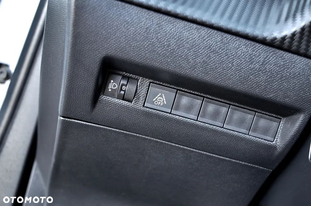 Peugeot 2008 1.2 PureTech Allure Pack S&S - 37