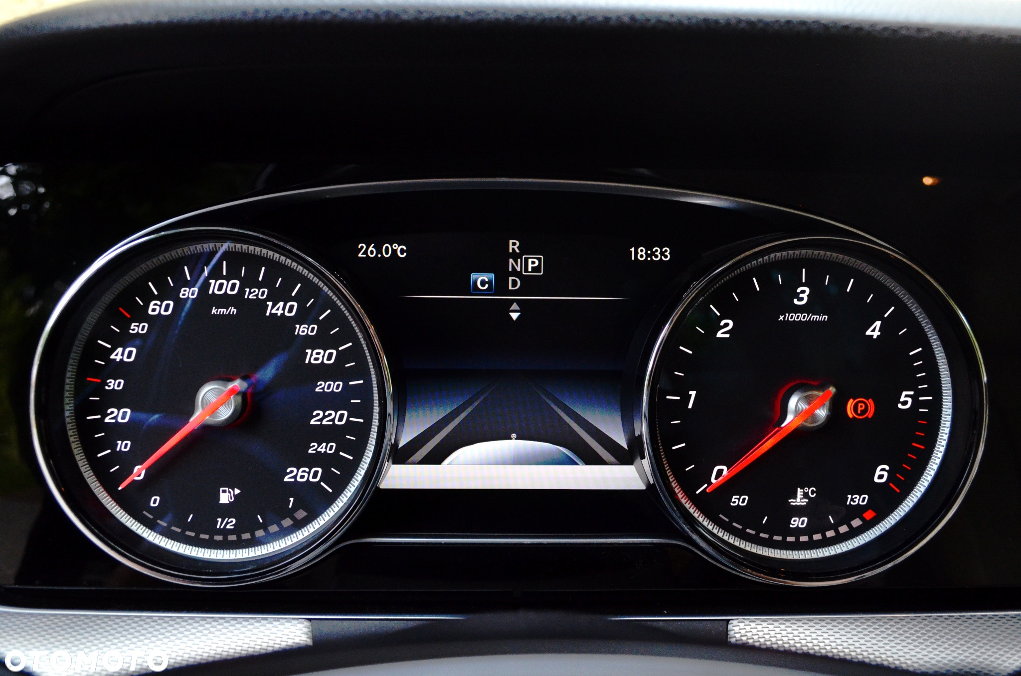 Mercedes-Benz Klasa E 200 d T 9G-TRONIC Exclusive - 11