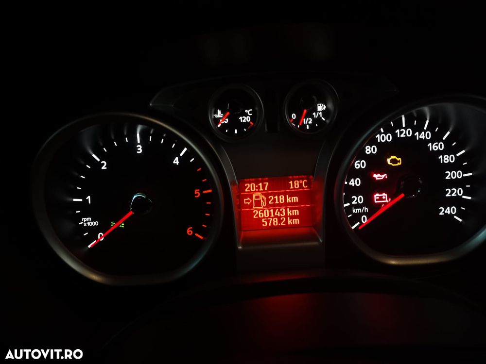 Ford Focus 1.6 TDCi Style - 6