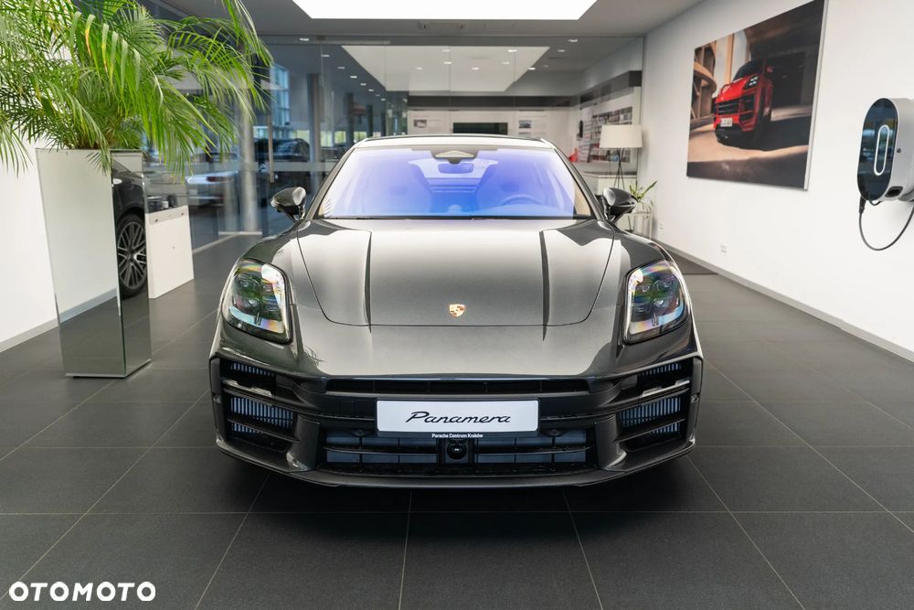 Porsche Panamera 4 E-Hybrid PHEV - 7