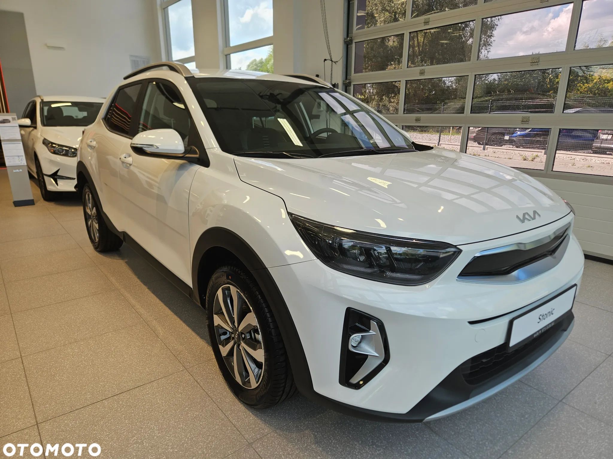 Kia Stonic 1.2 M - 1