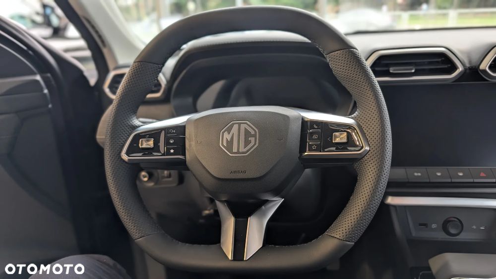 MG ZS Hybrid+ - 7