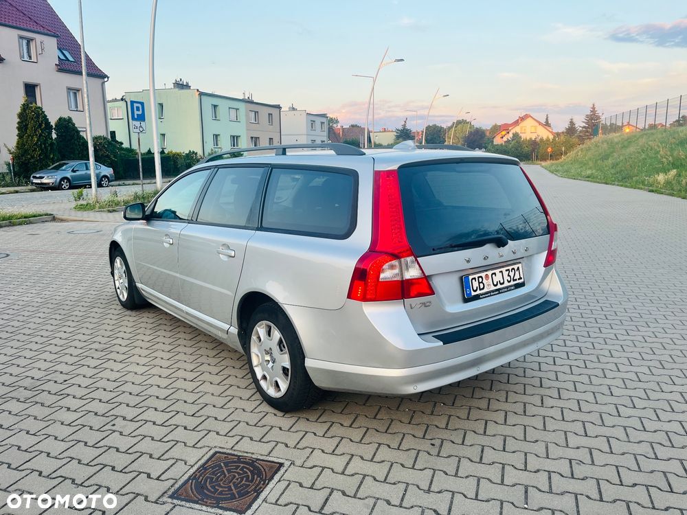 Volvo V70 2.0 - 8
