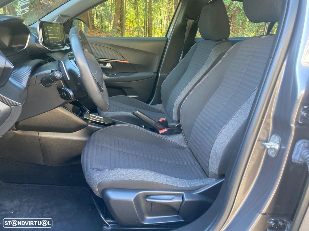 Peugeot 2008 1.5 BlueHDi Active Pack EAT8 - 30