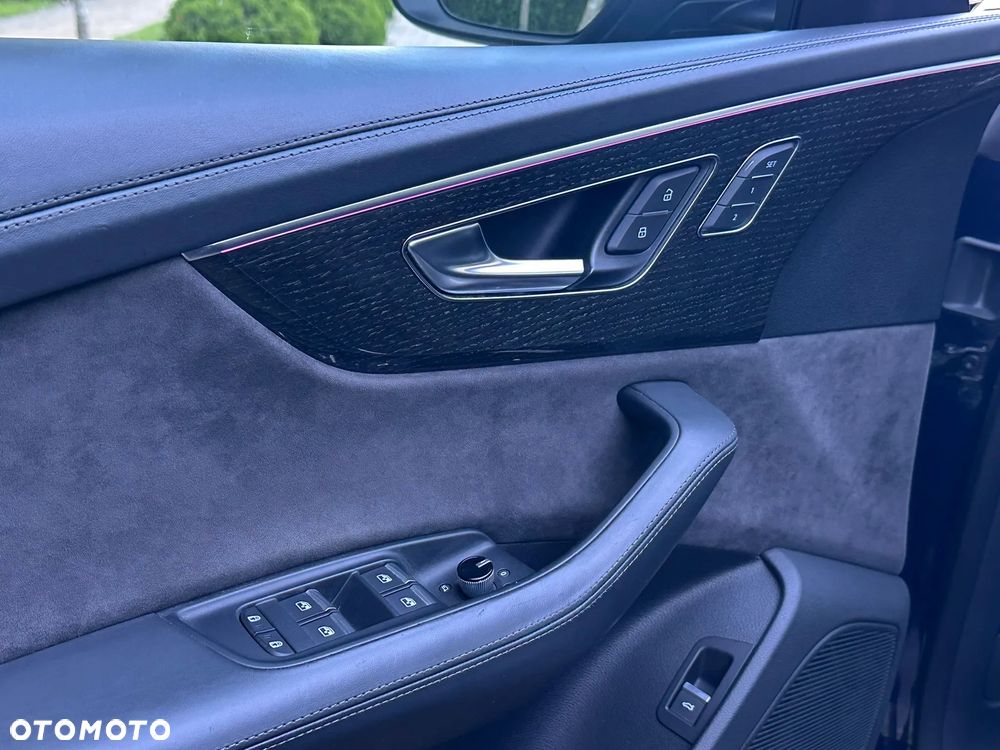 Audi Q8 - 14